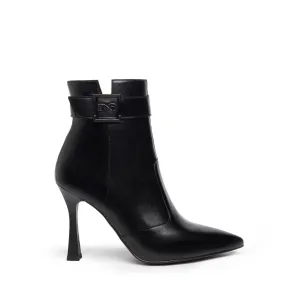 Elegant NeroGiardini Black Leather Heeled Ankle Boots for Women