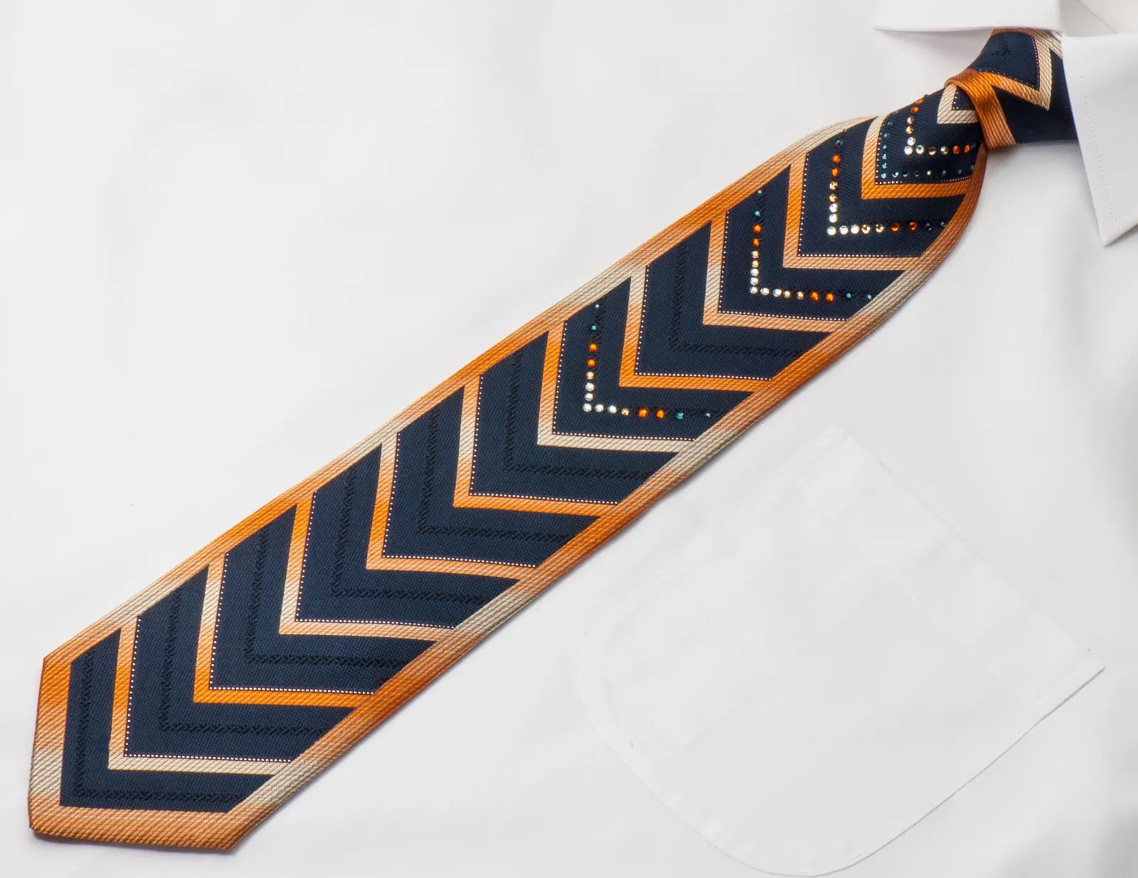 Perry Ellis Men's Rhinestone Silk Necktie Orange Chevron V Stripes On Black Silk